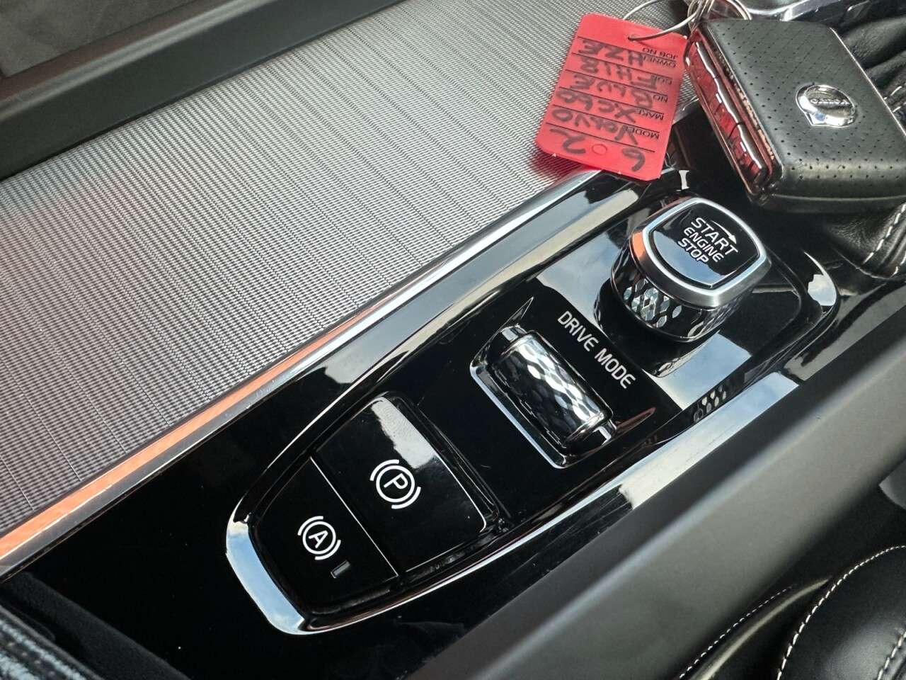 2018 VOLVO XC60 2018 VOLVO XC60