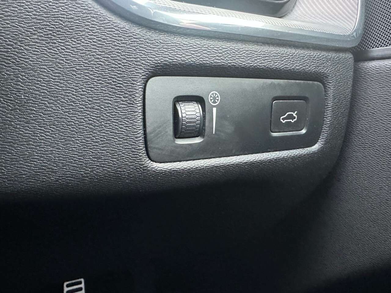 2018 VOLVO XC60 2018 VOLVO XC60