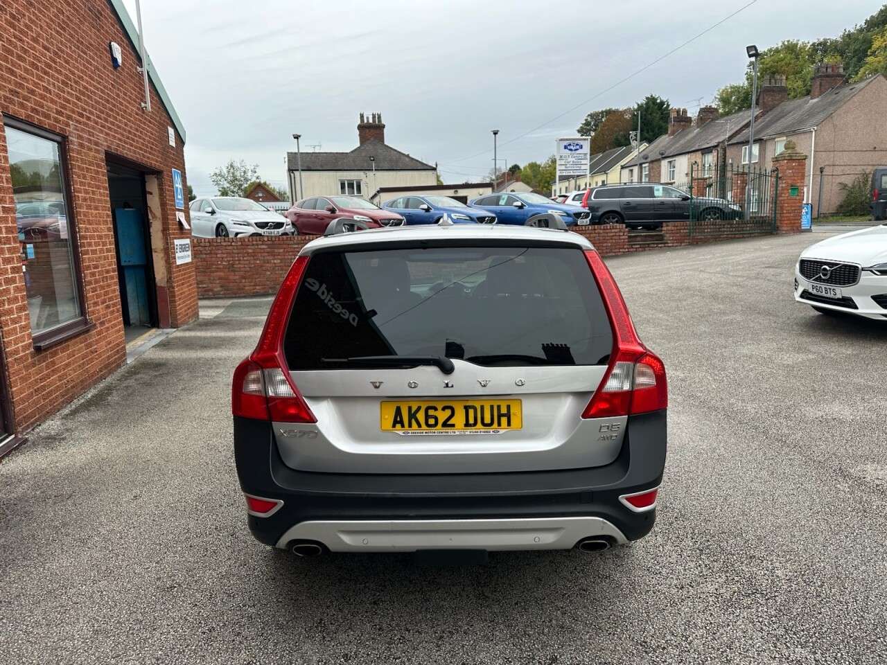 2012 VOLVO XC70 2012 VOLVO XC70