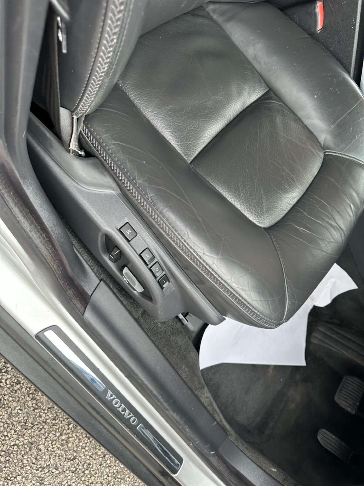 2012 VOLVO XC70 2012 VOLVO XC70