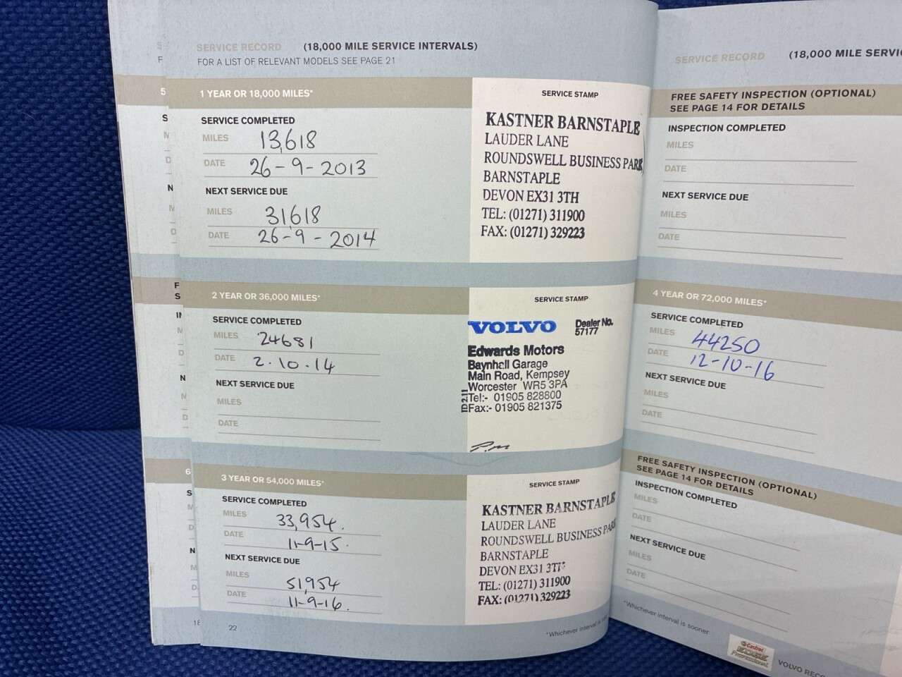 2012 VOLVO XC70 2012 VOLVO XC70