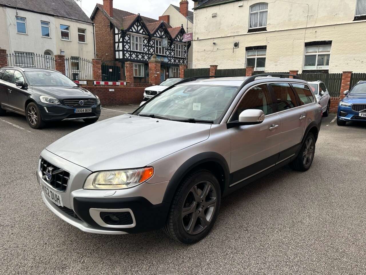 2012 VOLVO XC70 2012 VOLVO XC70