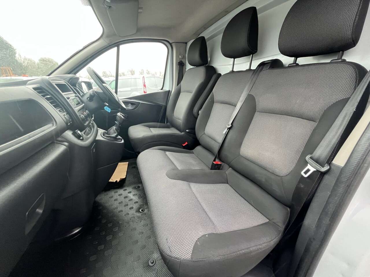 2021 RENAULT TRAFIC 2021 RENAULT TRAFIC