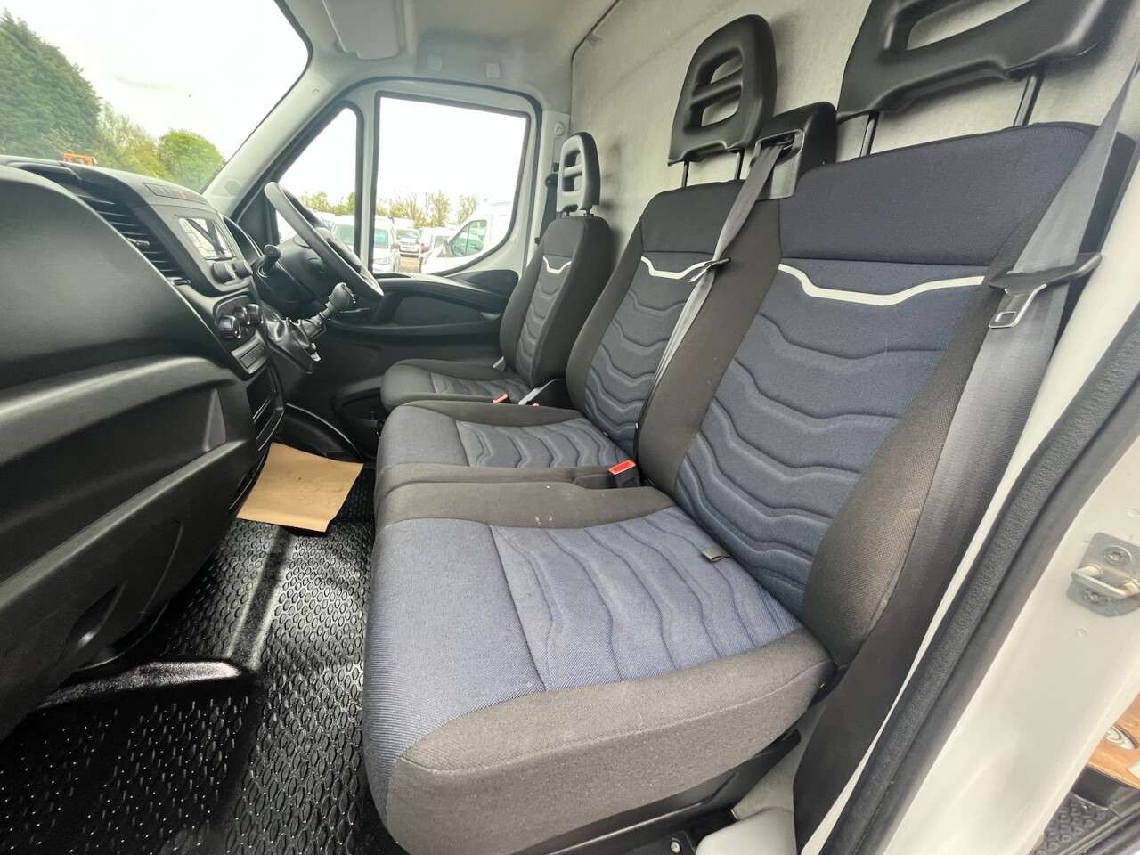 2021 IVECO DAILY 2021 IVECO DAILY