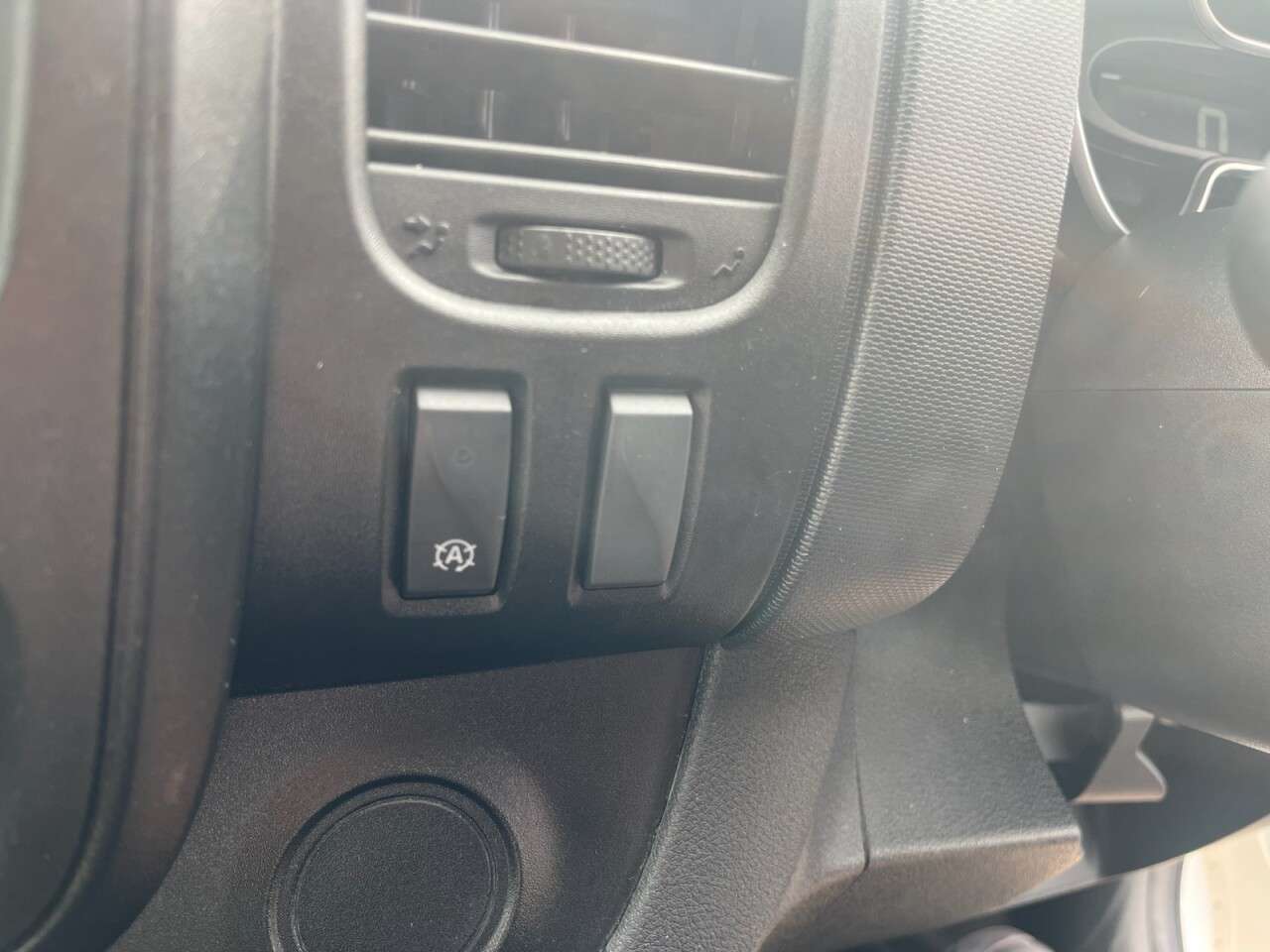 2021 RENAULT TRAFIC 2021 RENAULT TRAFIC