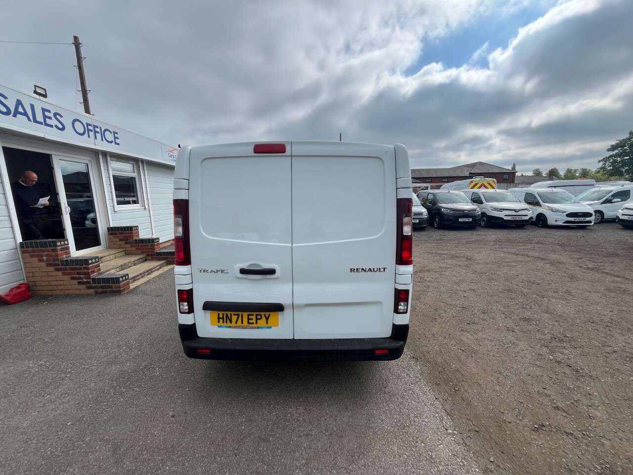 2021 RENAULT TRAFIC 2021 RENAULT TRAFIC