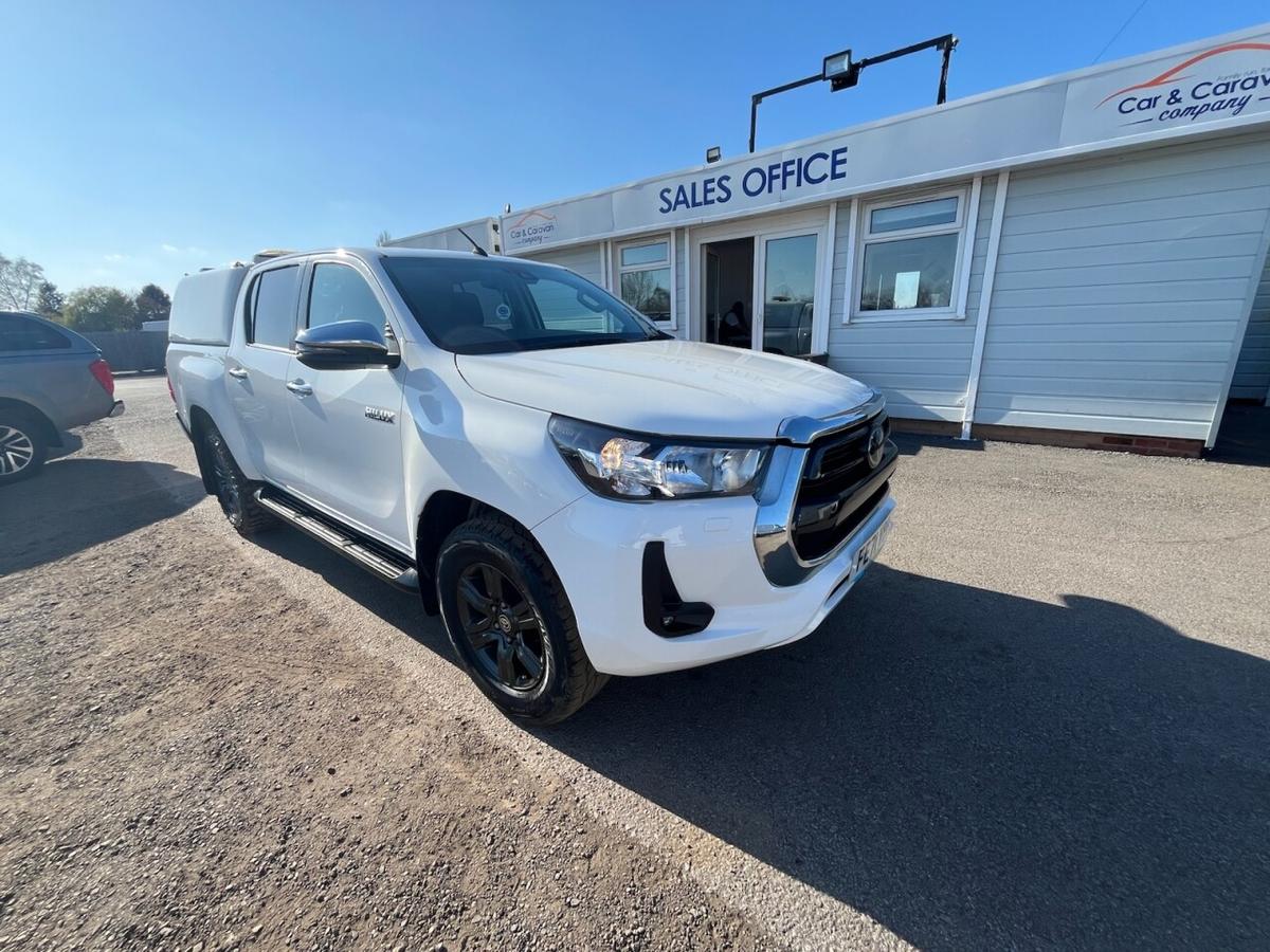 Check out this Toyota Hi-lux 2021 Diesel Automatic