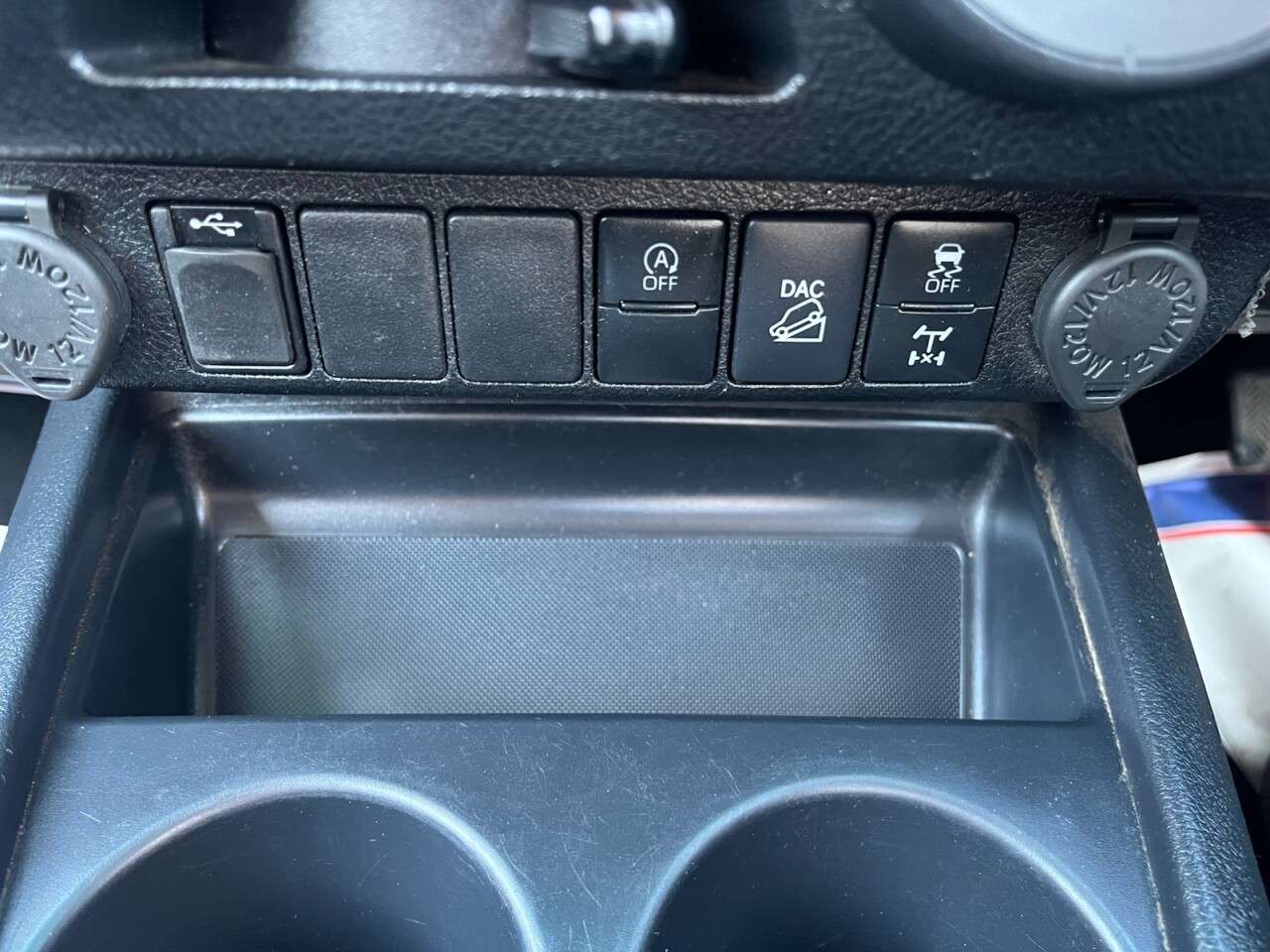 2021 TOYOTA HI-LUX 2021 TOYOTA HI-LUX