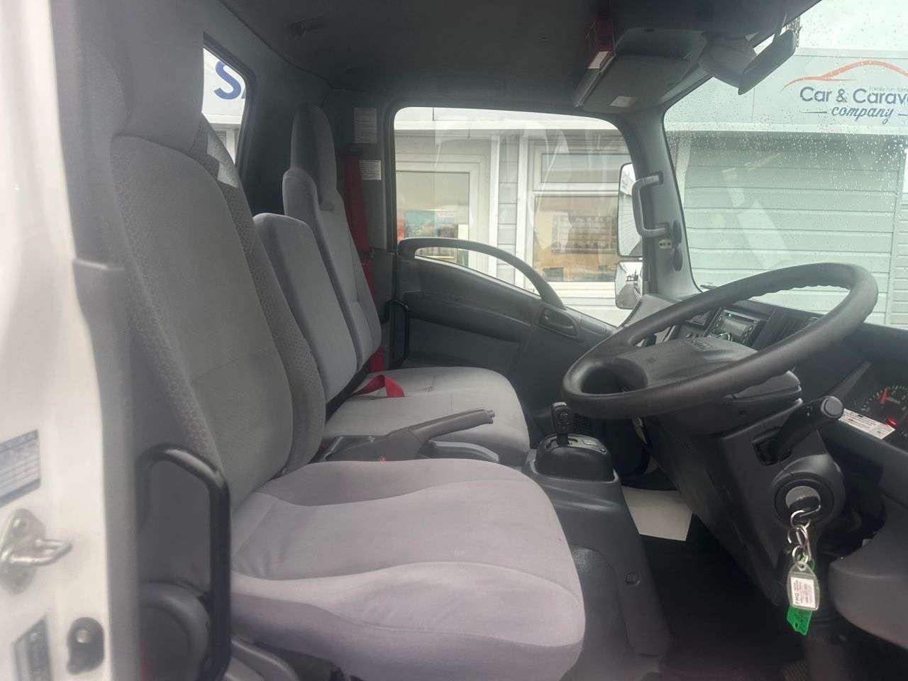 2017 ISUZU FORWARD 2017 ISUZU FORWARD