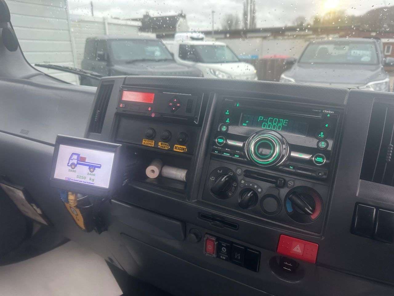 2017 ISUZU FORWARD 2017 ISUZU FORWARD