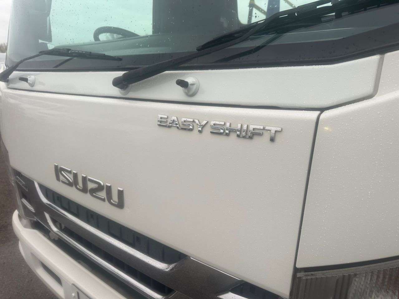 2017 ISUZU FORWARD 2017 ISUZU FORWARD