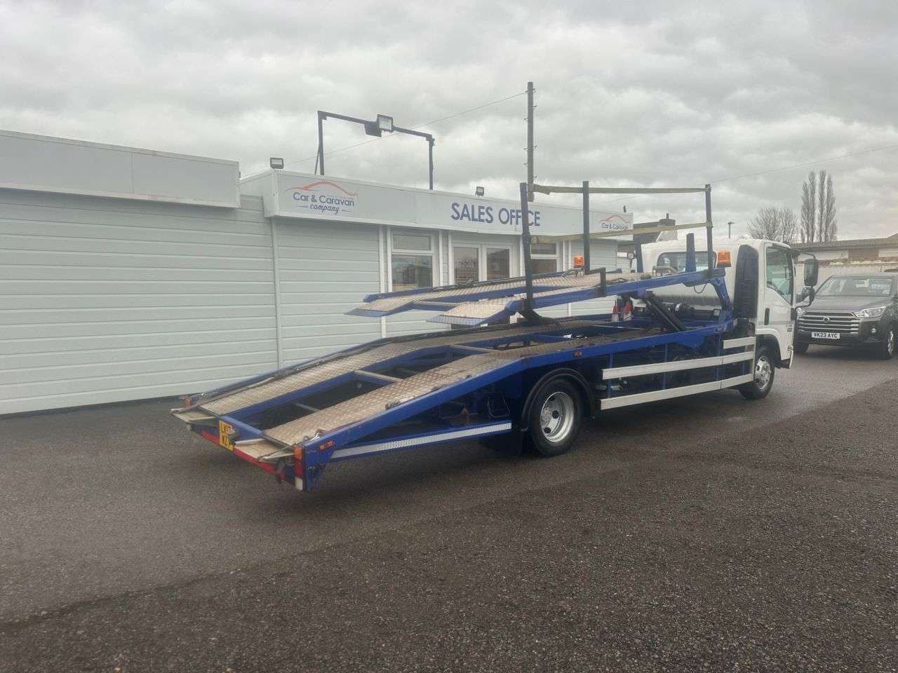 2017 ISUZU FORWARD 2017 ISUZU FORWARD