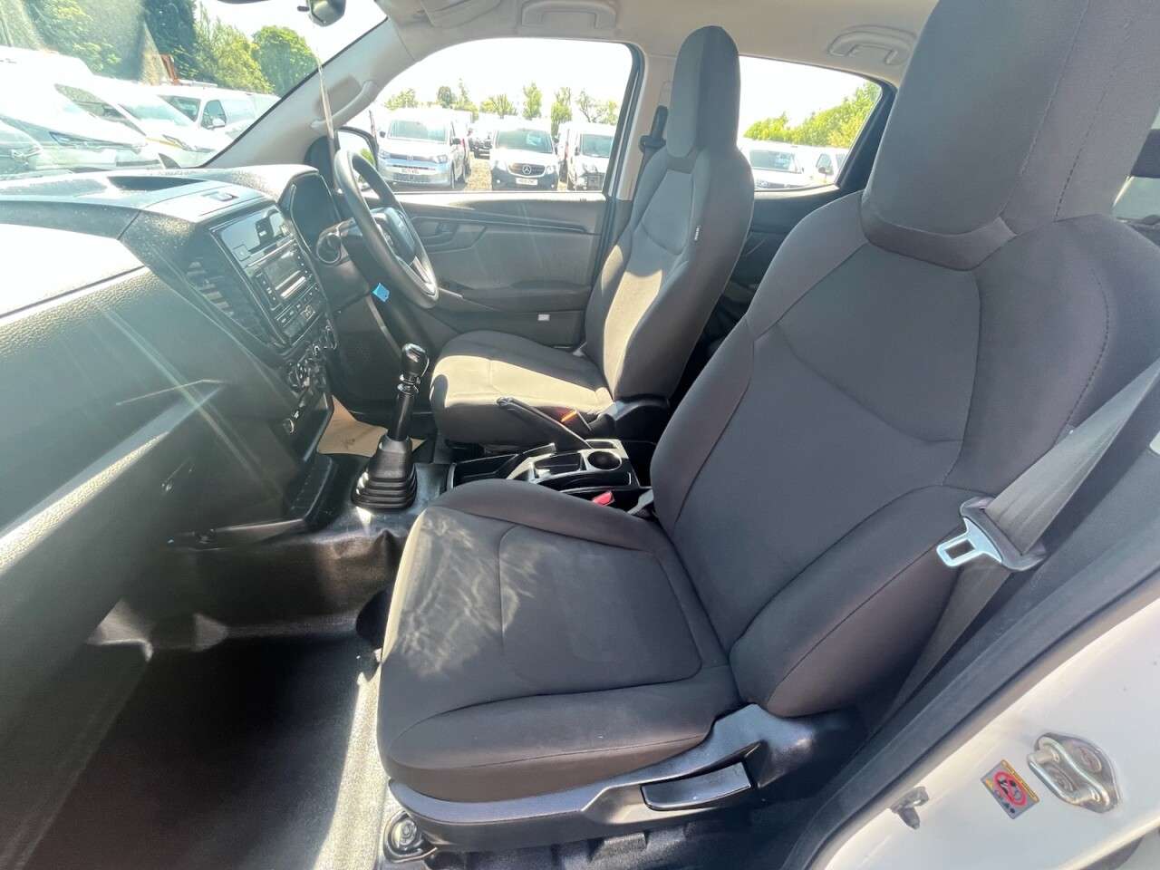 2021 ISUZU D-MAX 2021 ISUZU D-MAX