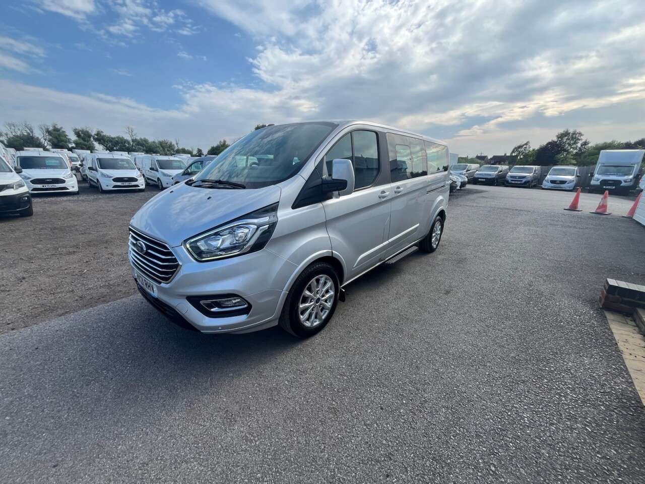 2021 FORD TOURNEO CUSTOM 2021 FORD TOURNEO CUSTOM