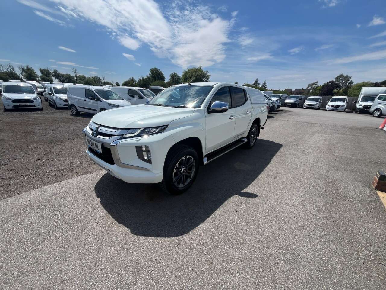 2021 MITSUBISHI L200 2021 MITSUBISHI L200