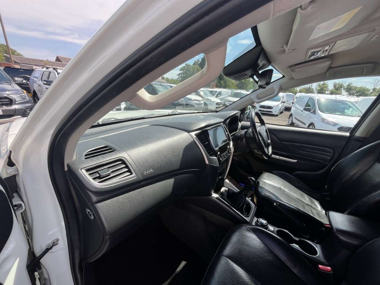 2021 MITSUBISHI L200 2021 MITSUBISHI L200