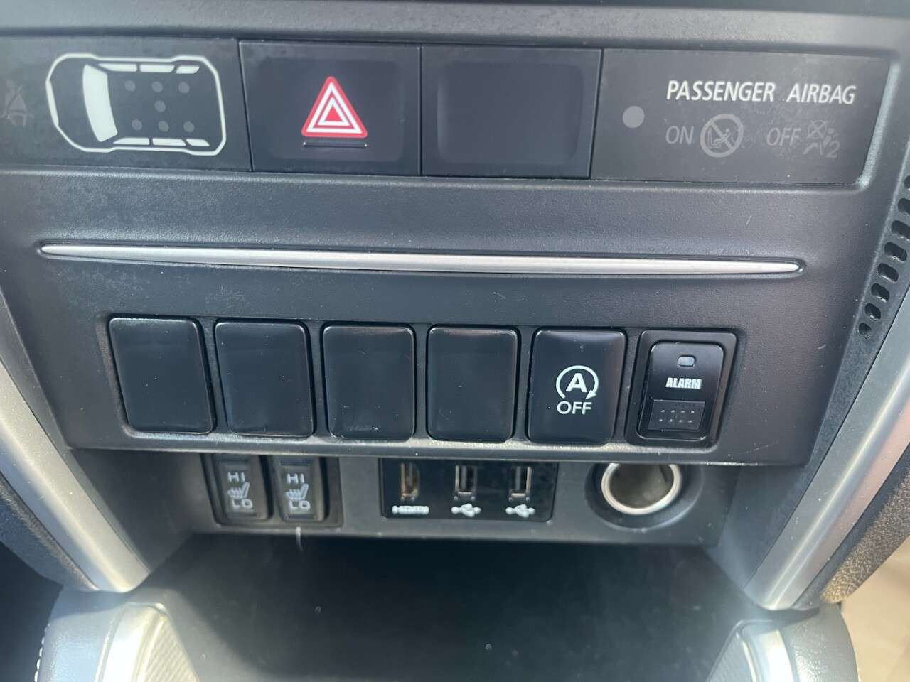 2021 MITSUBISHI L200 2021 MITSUBISHI L200