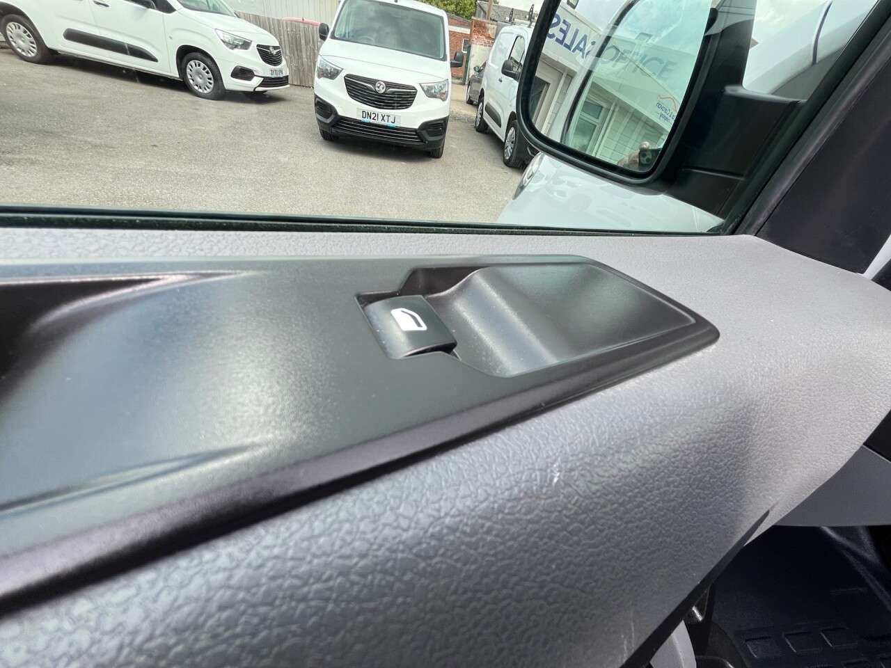 2021 VAUXHALL VIVARO 2021 VAUXHALL VIVARO