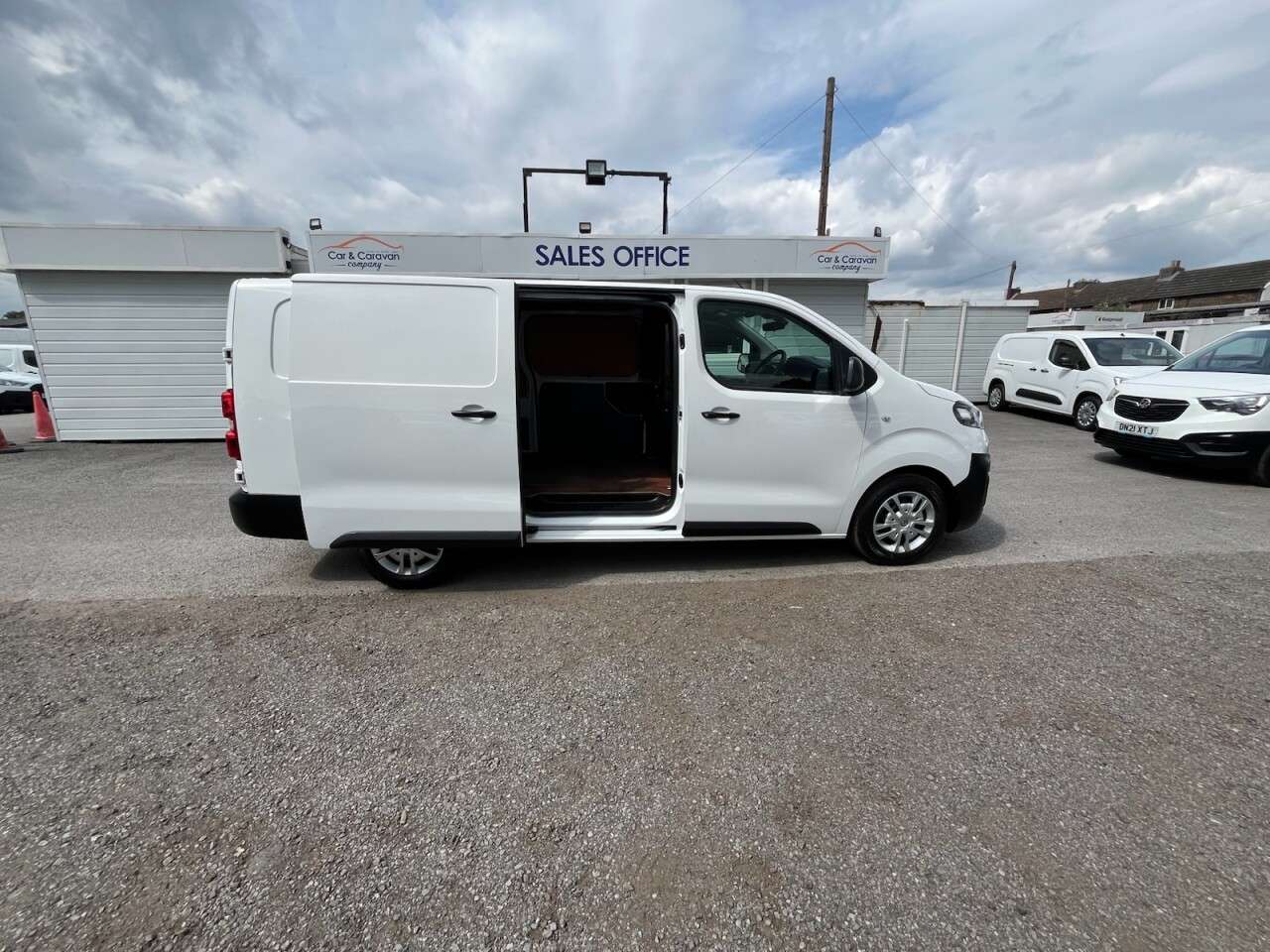 2021 VAUXHALL VIVARO 2021 VAUXHALL VIVARO