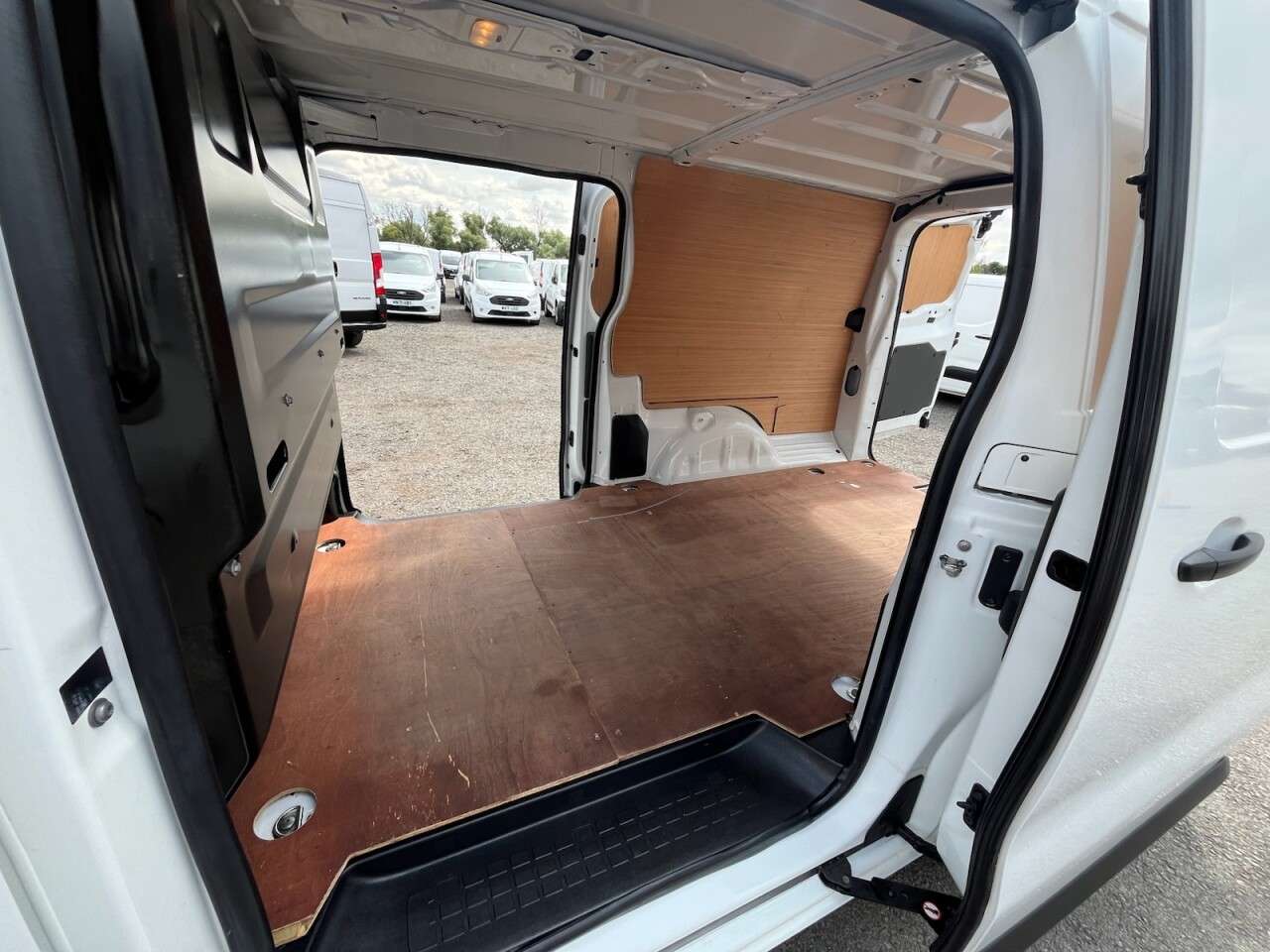 2021 VAUXHALL VIVARO 2021 VAUXHALL VIVARO