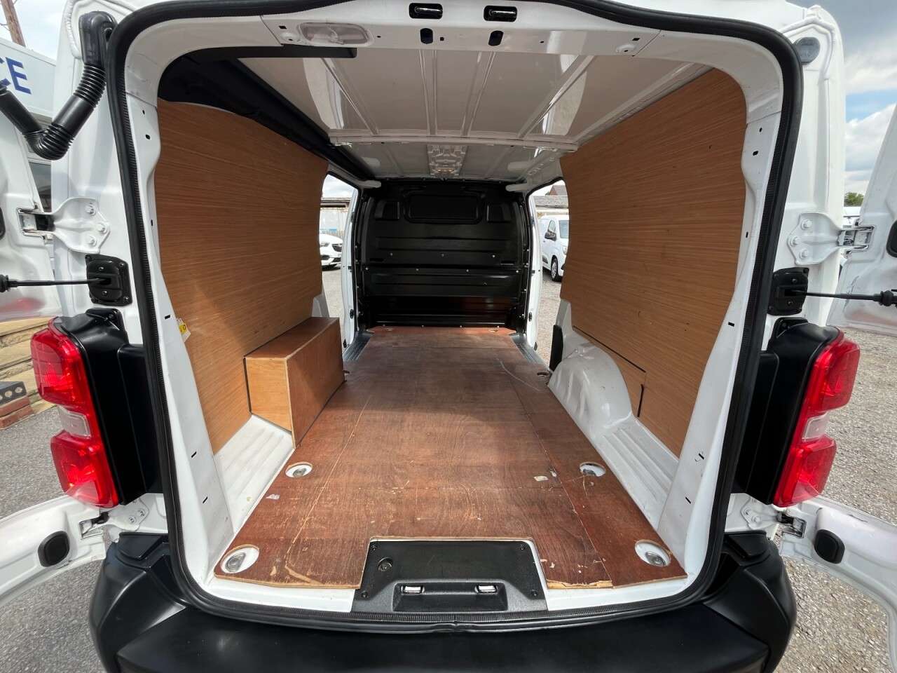 2021 VAUXHALL VIVARO 2021 VAUXHALL VIVARO