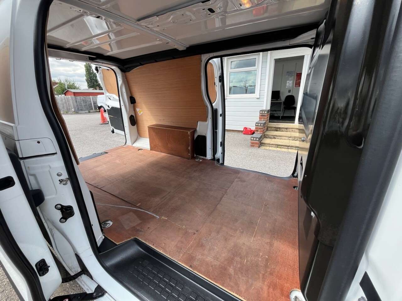 2021 VAUXHALL VIVARO 2021 VAUXHALL VIVARO