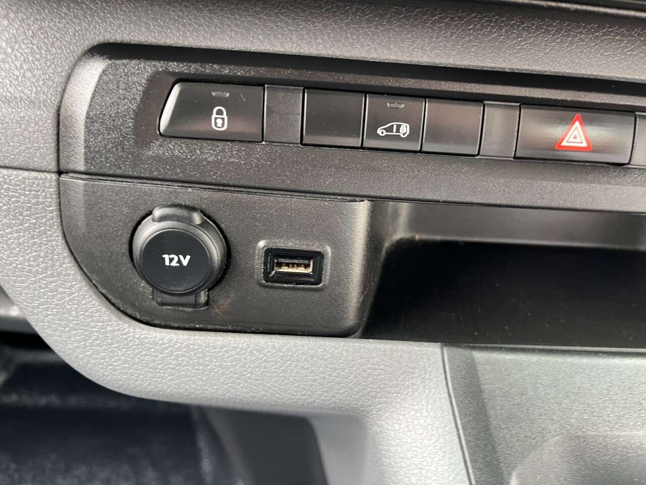 2021 VAUXHALL VIVARO 2021 VAUXHALL VIVARO