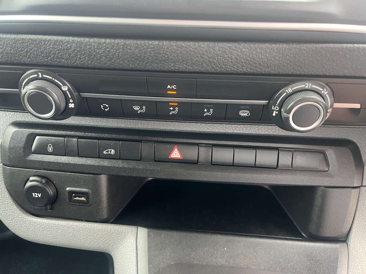 2022 VAUXHALL VIVARO 2022 VAUXHALL VIVARO