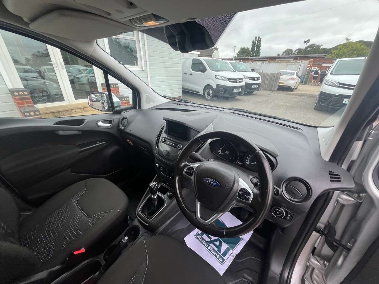 2022 FORD TRANSIT COURIER 2022 FORD TRANSIT COURIER