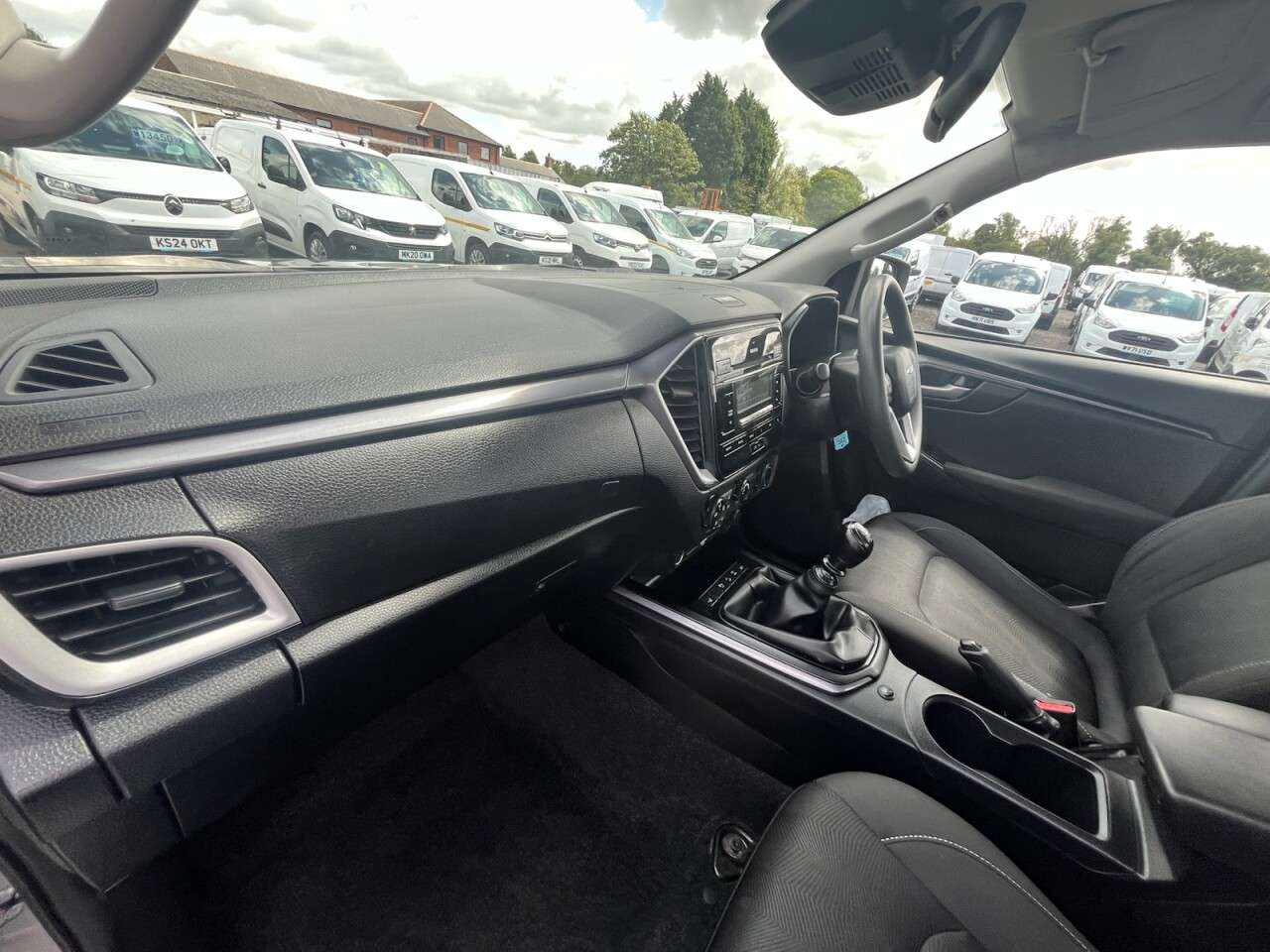 2021 ISUZU D-MAX 2021 ISUZU D-MAX