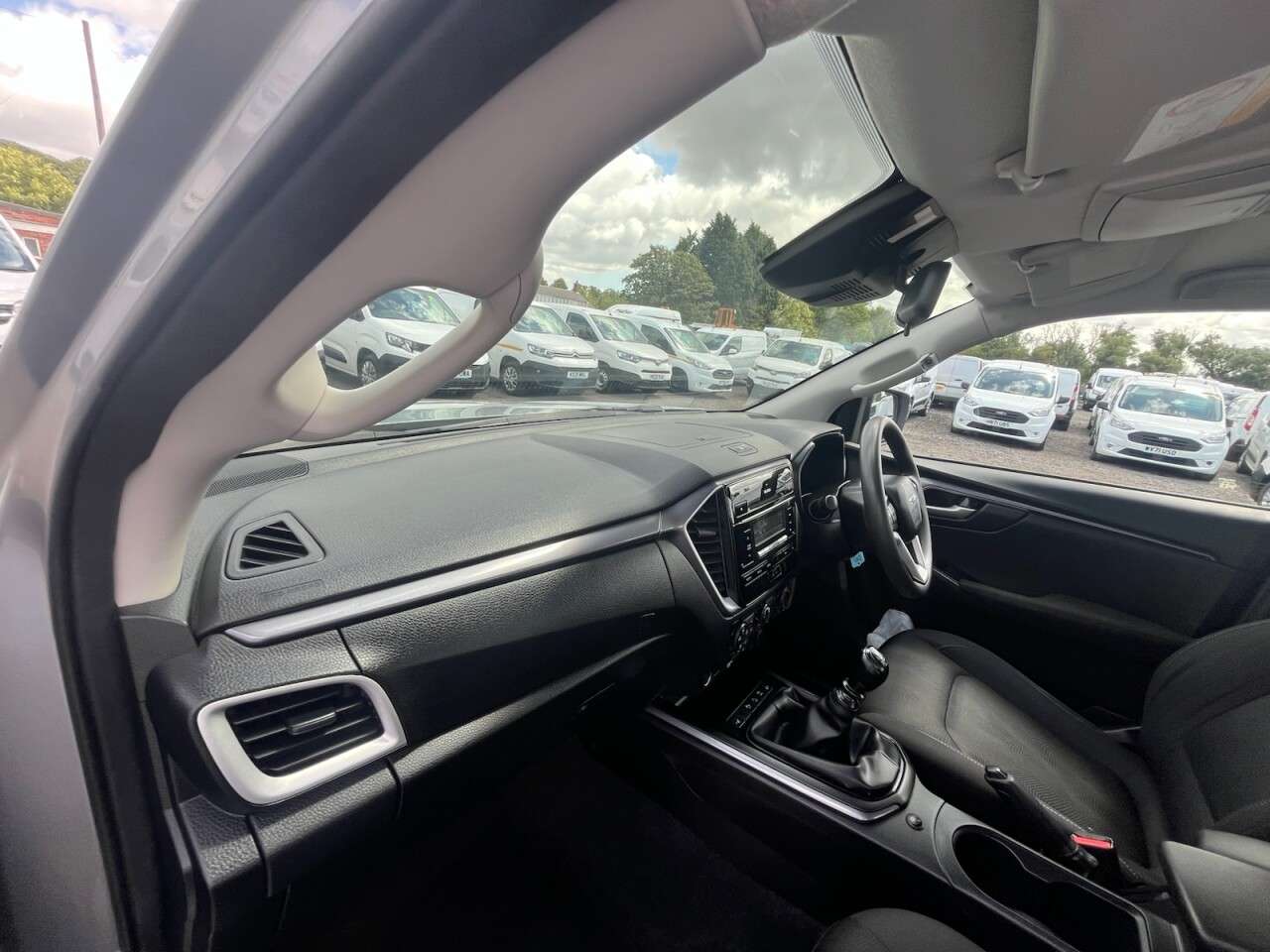 2021 ISUZU D-MAX 2021 ISUZU D-MAX