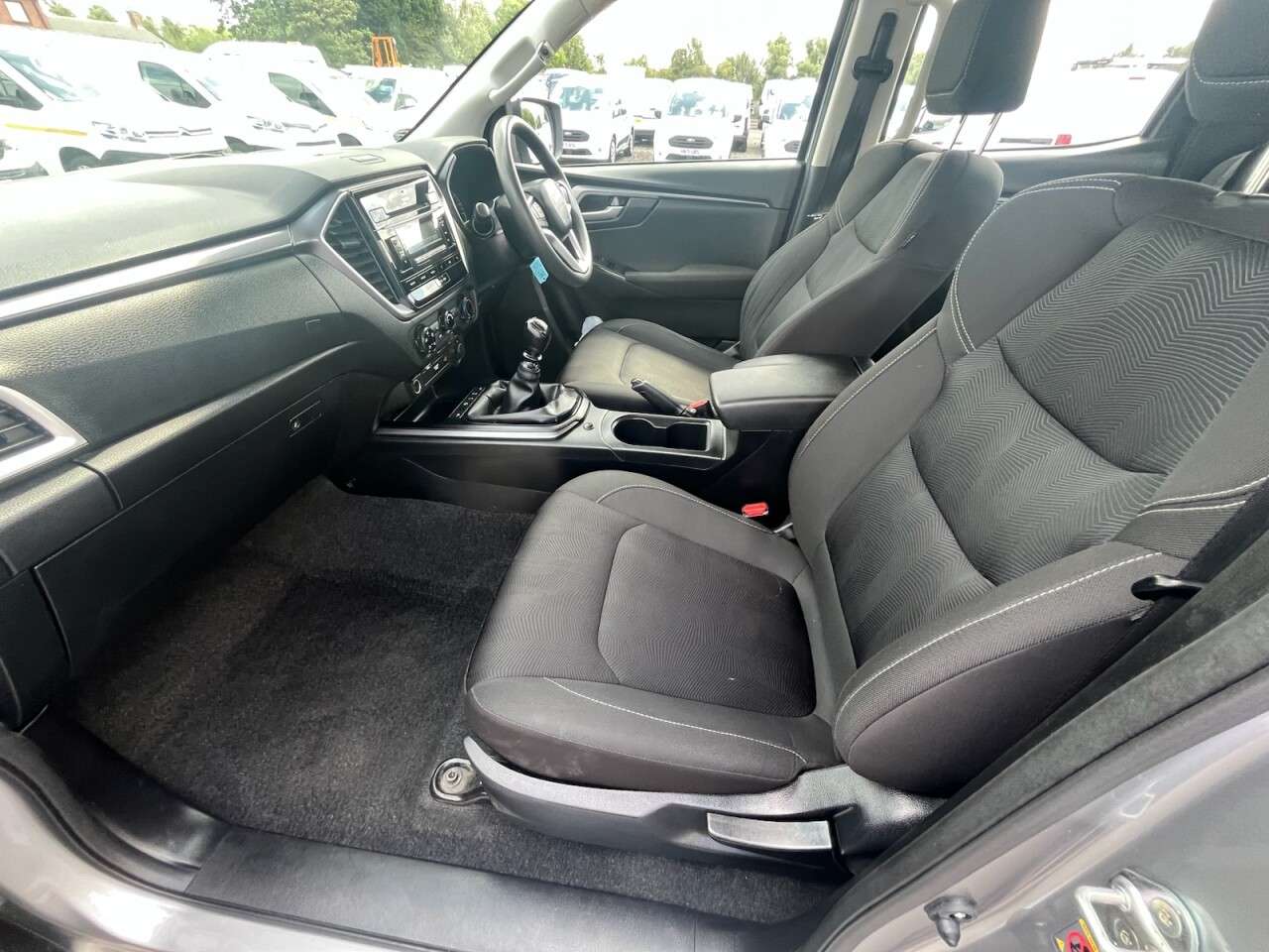 2021 ISUZU D-MAX 2021 ISUZU D-MAX