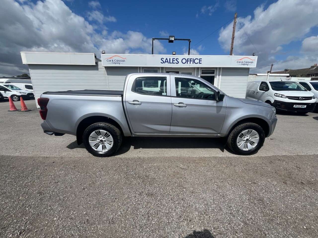 2021 ISUZU D-MAX 2021 ISUZU D-MAX