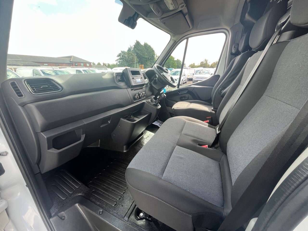 2022 RENAULT MASTER 2022 RENAULT MASTER