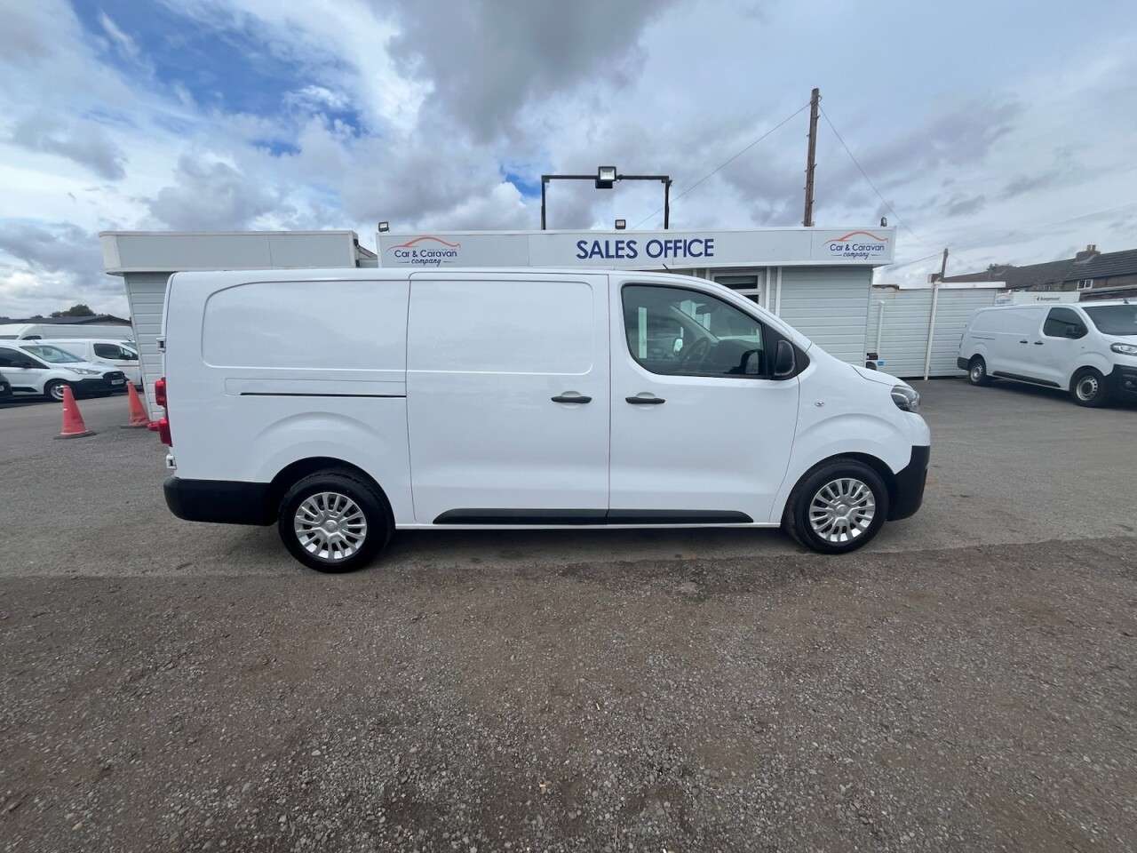 2023 TOYOTA PROACE 2023 TOYOTA PROACE