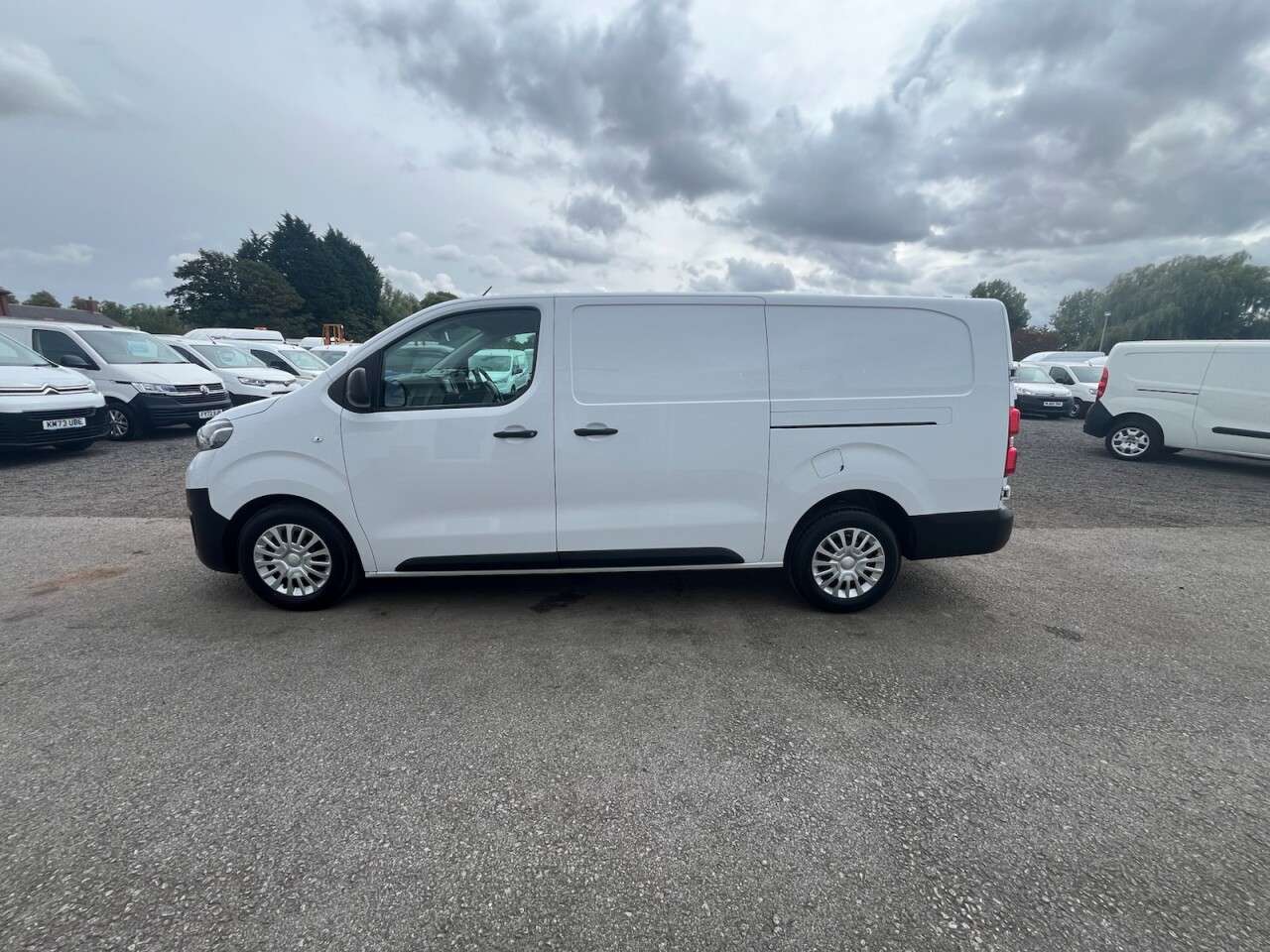 2023 TOYOTA PROACE 2023 TOYOTA PROACE