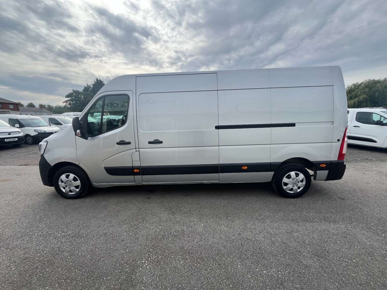 2021 RENAULT MASTER 2021 RENAULT MASTER