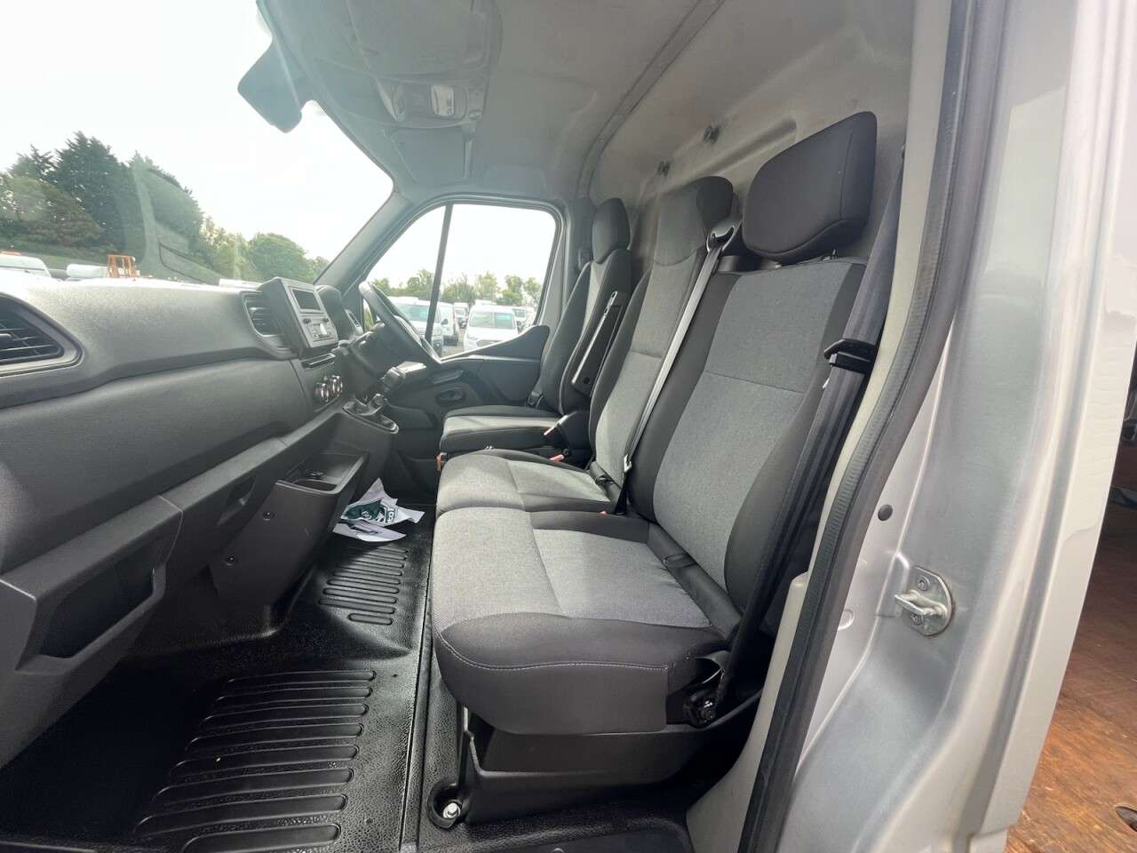 2021 RENAULT MASTER 2021 RENAULT MASTER