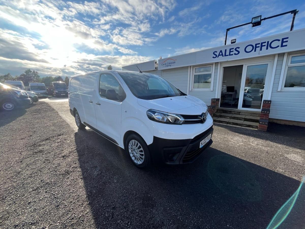 Check out this Toyota Proace 2022 Diesel Manual