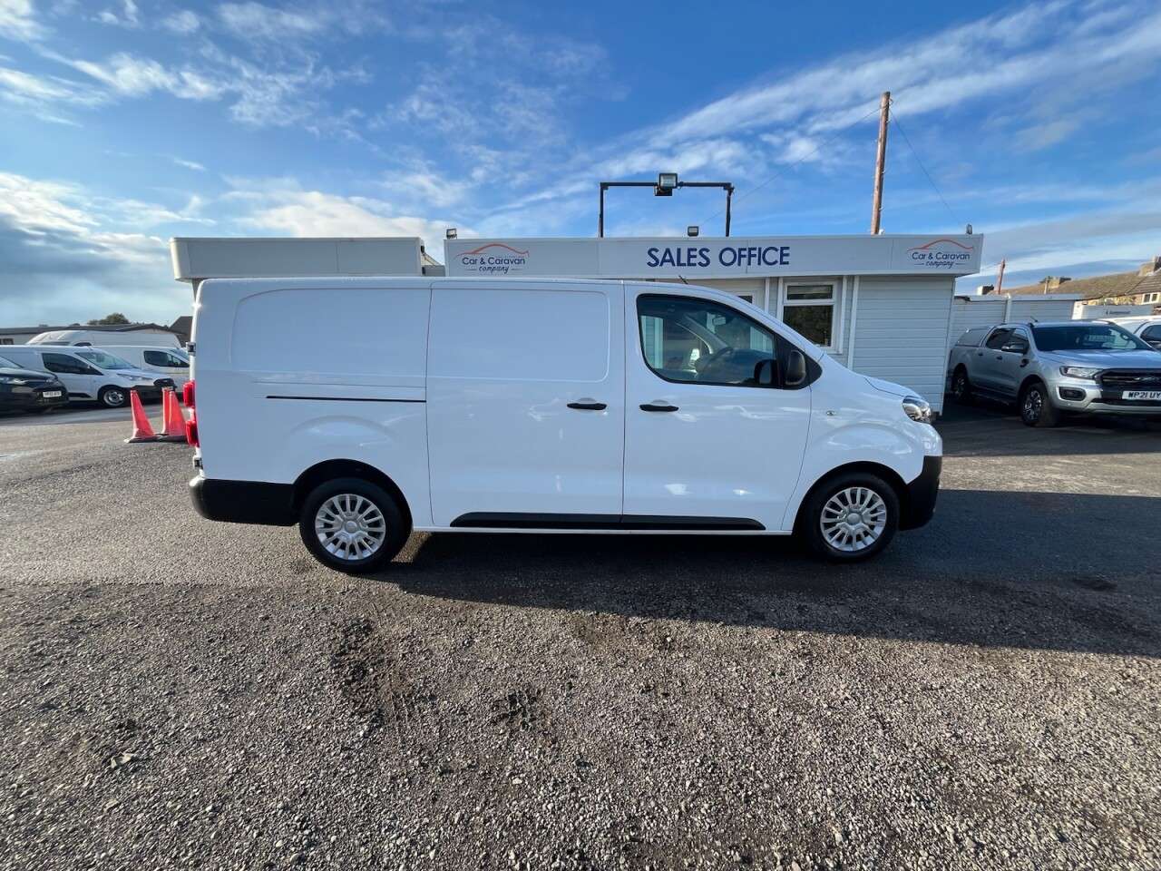 2022 TOYOTA PROACE 2022 TOYOTA PROACE