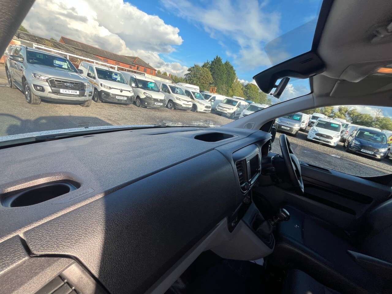 2022 TOYOTA PROACE 2022 TOYOTA PROACE