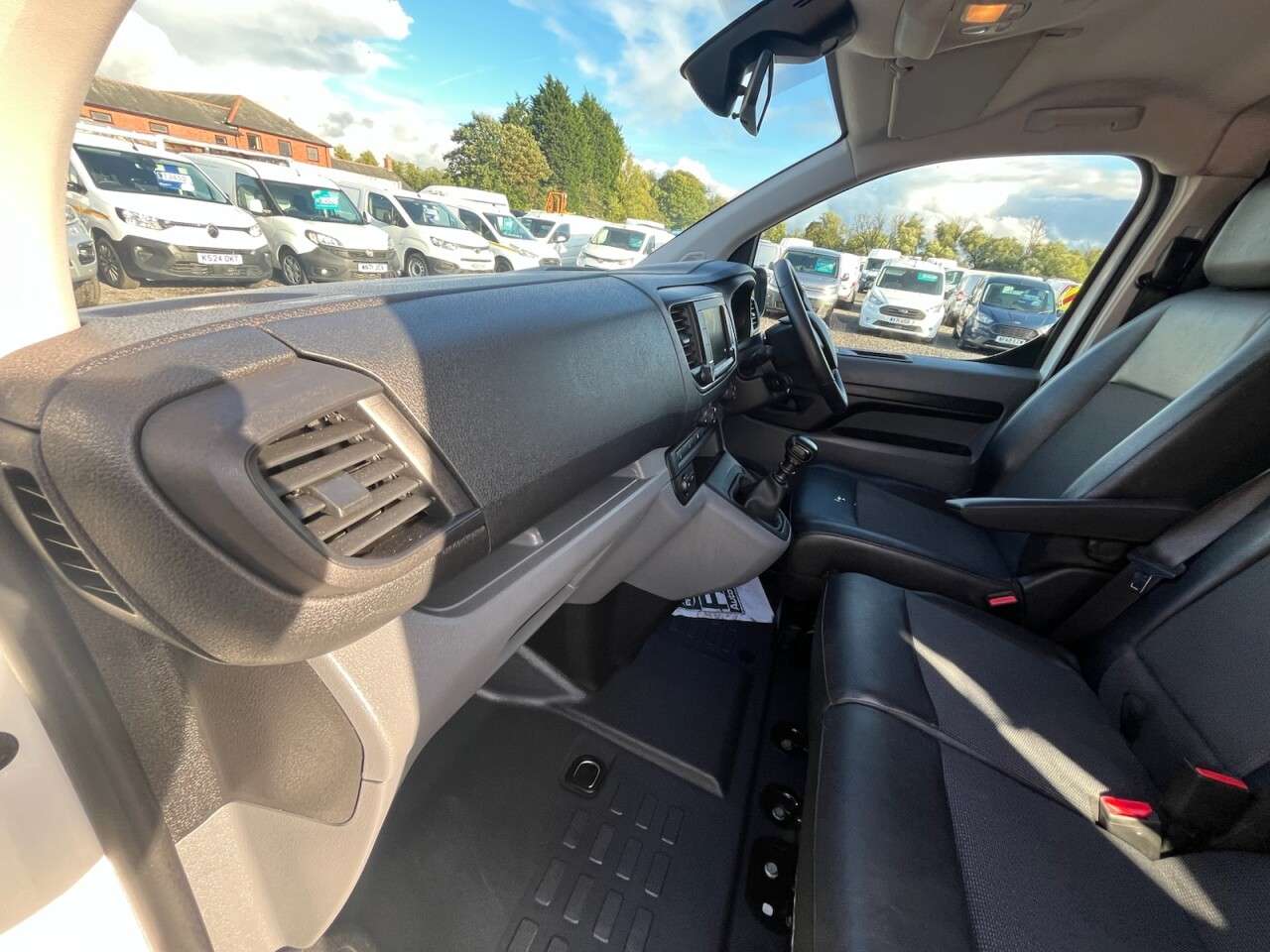 2022 TOYOTA PROACE 2022 TOYOTA PROACE