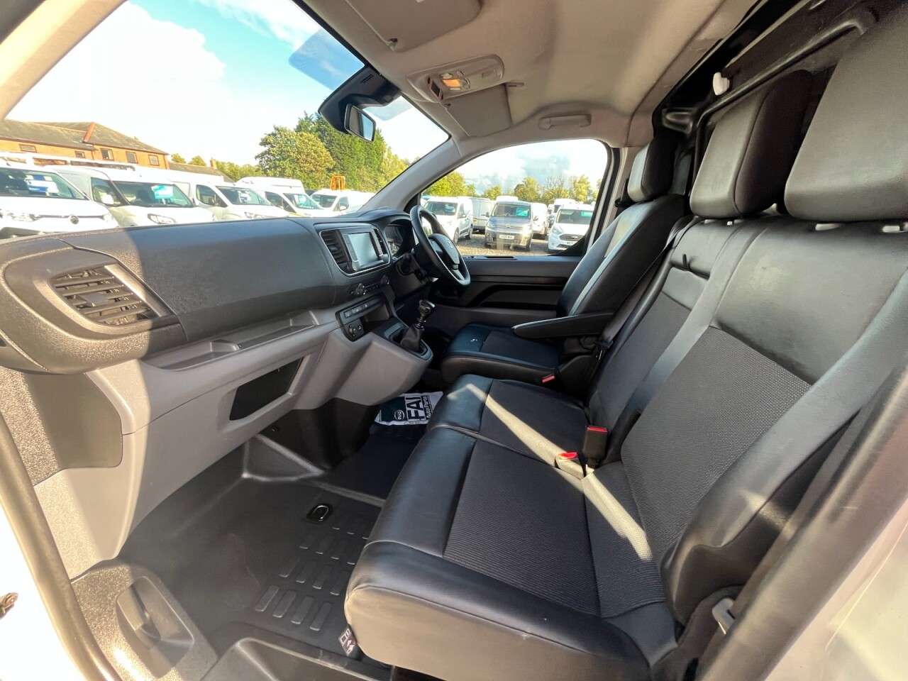 2022 TOYOTA PROACE 2022 TOYOTA PROACE