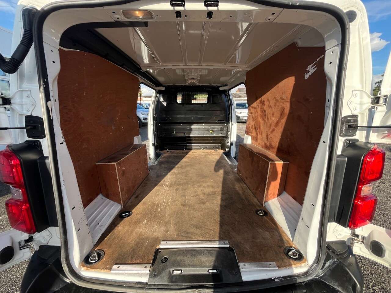 2022 TOYOTA PROACE 2022 TOYOTA PROACE