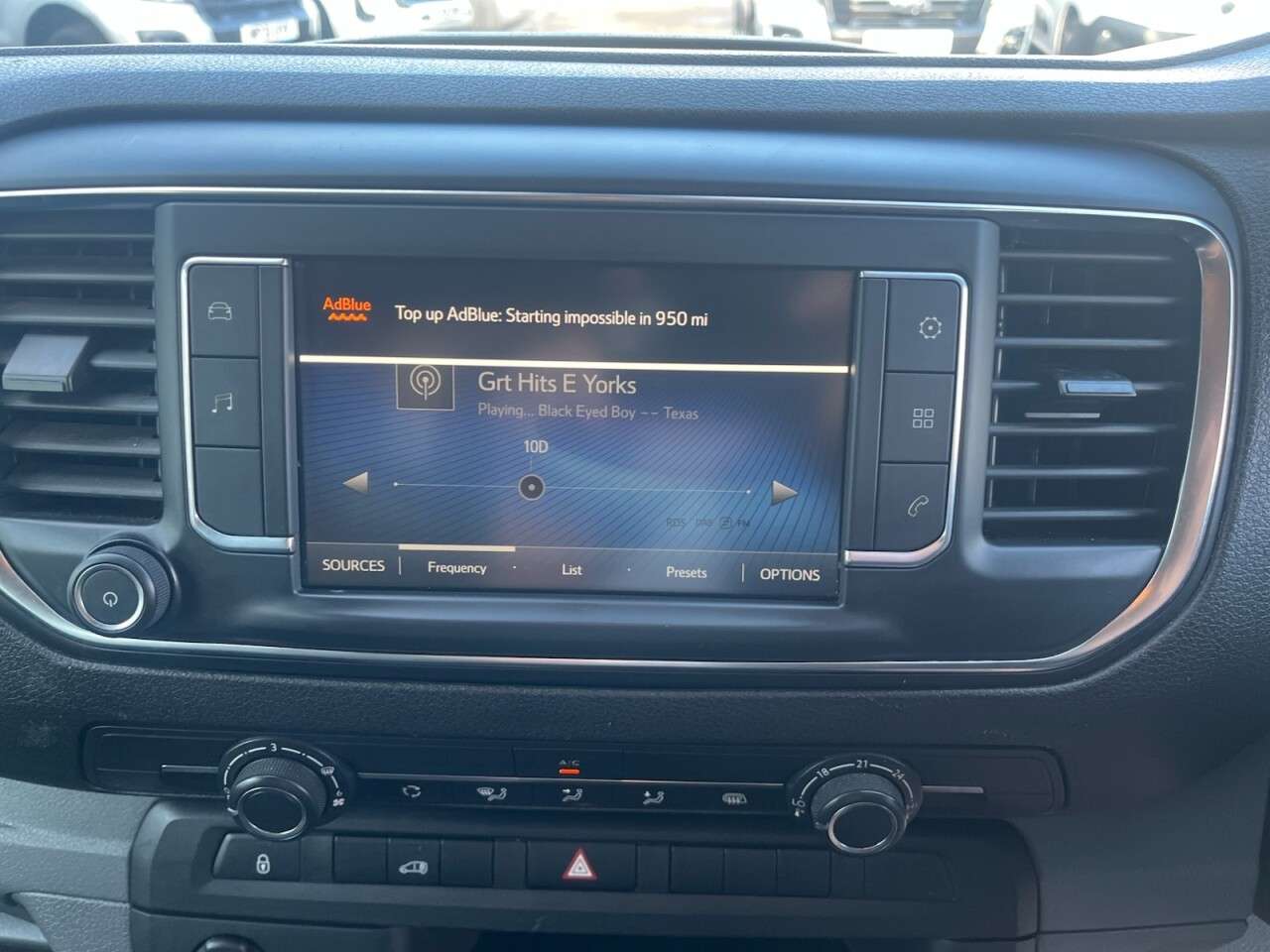 2022 TOYOTA PROACE 2022 TOYOTA PROACE