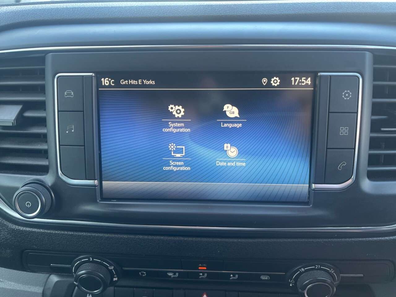 2022 TOYOTA PROACE 2022 TOYOTA PROACE