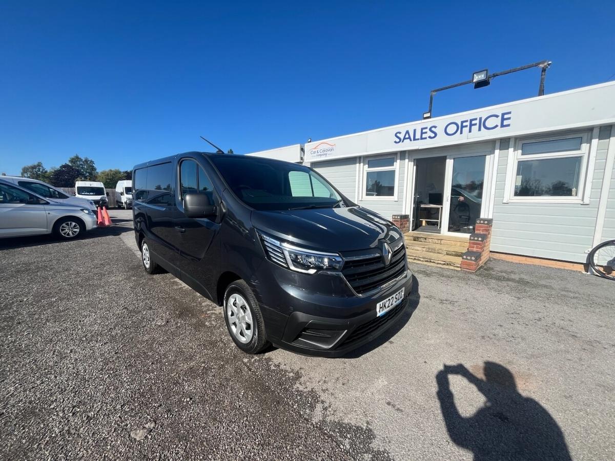 Check out this Renault Trafic 2022 Diesel Manual