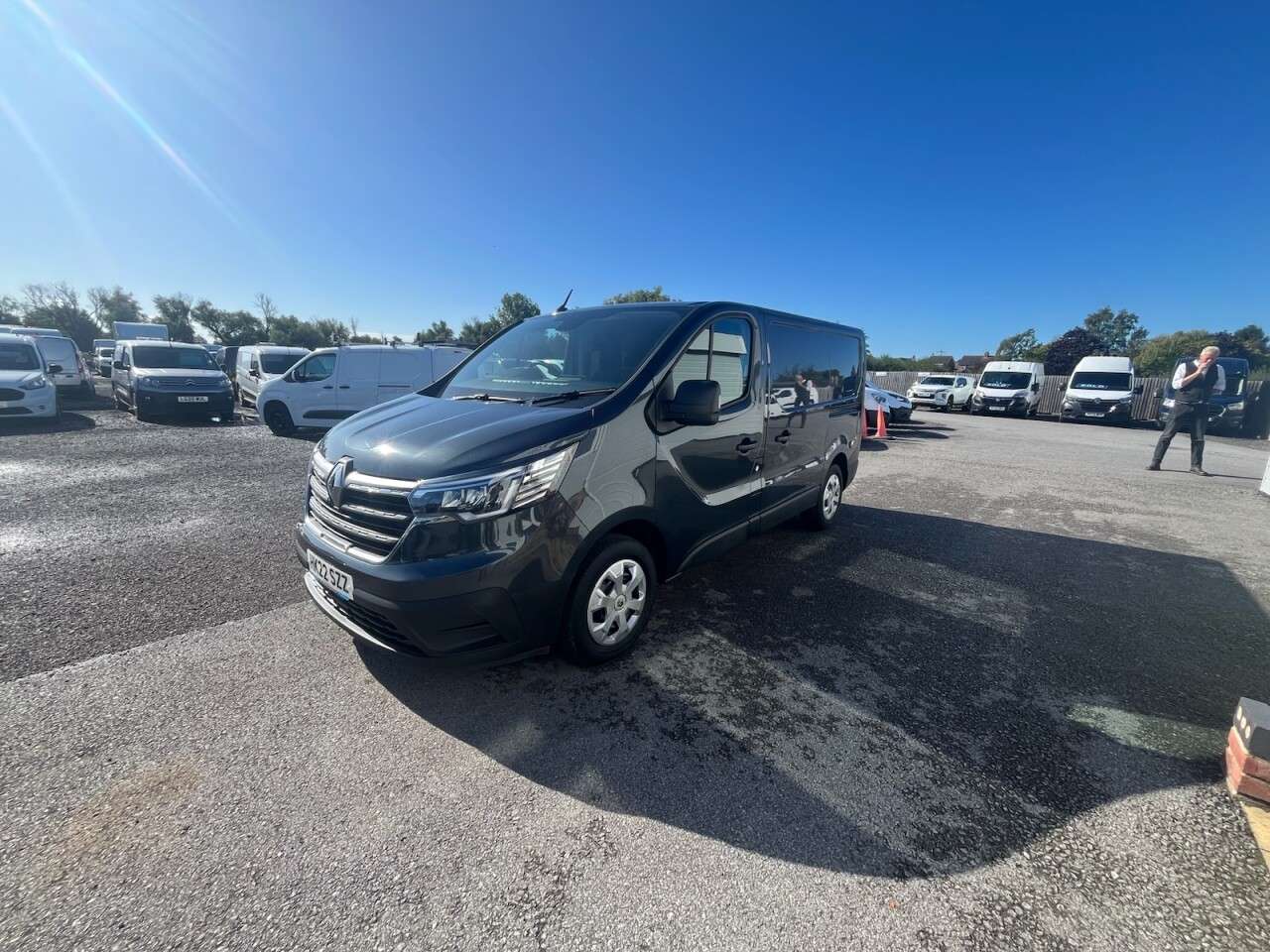 2022 RENAULT TRAFIC 2022 RENAULT TRAFIC