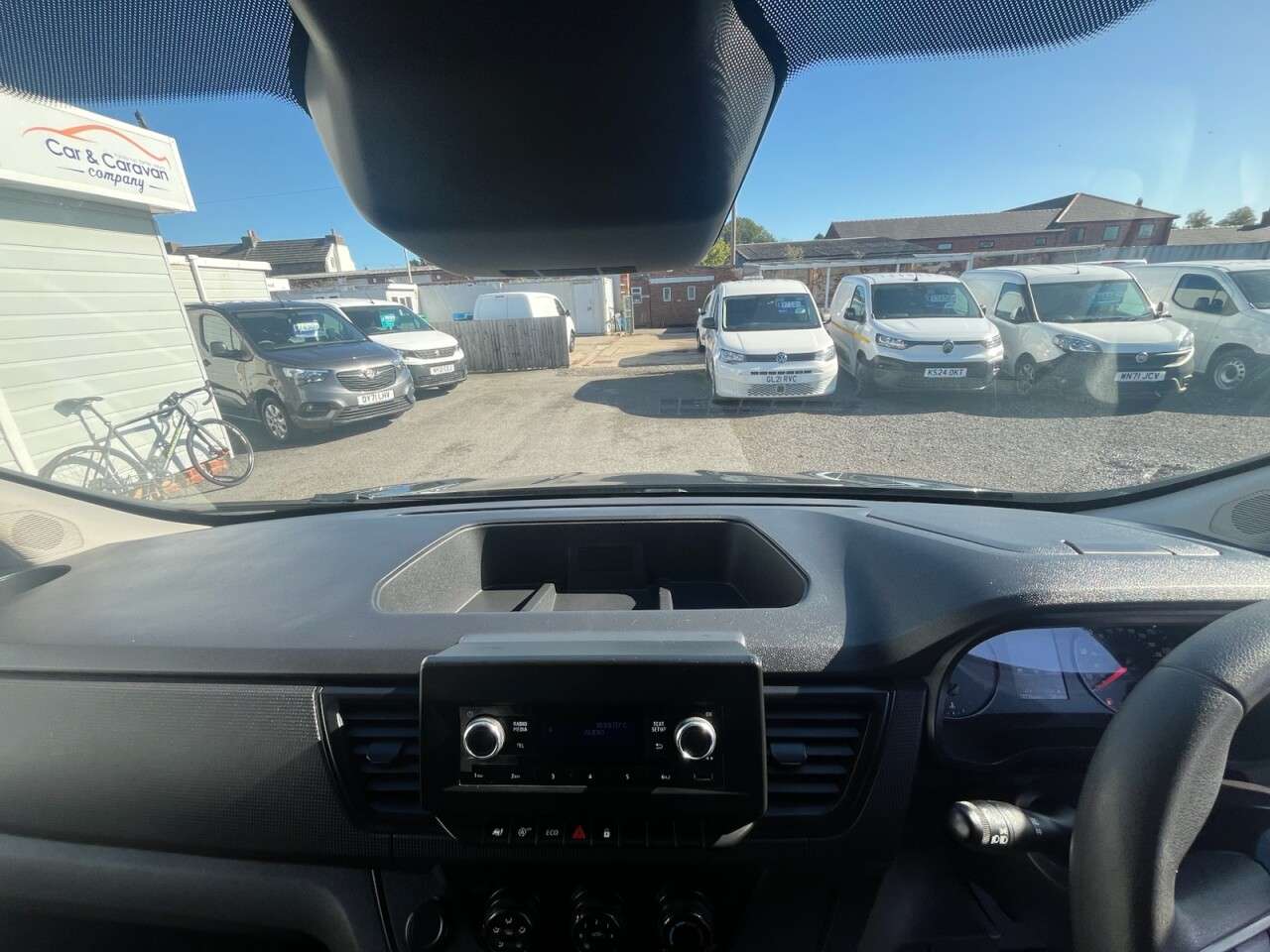 2022 RENAULT TRAFIC 2022 RENAULT TRAFIC