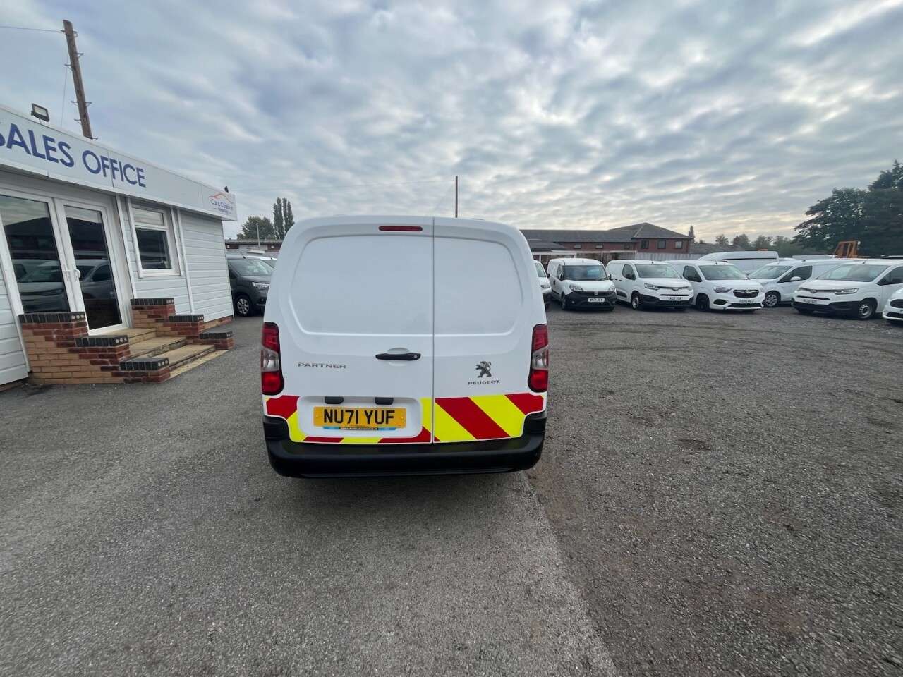 2021 PEUGEOT PARTNER 2021 PEUGEOT PARTNER